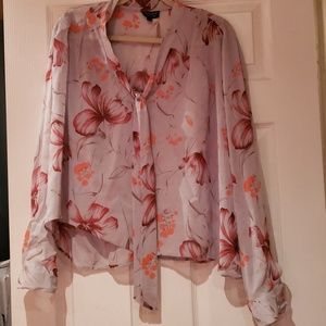 Topshop long sleeves sheer top.